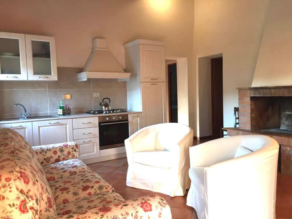 Agriturismo Il Canneto Casole dʼElsa Exterior foto